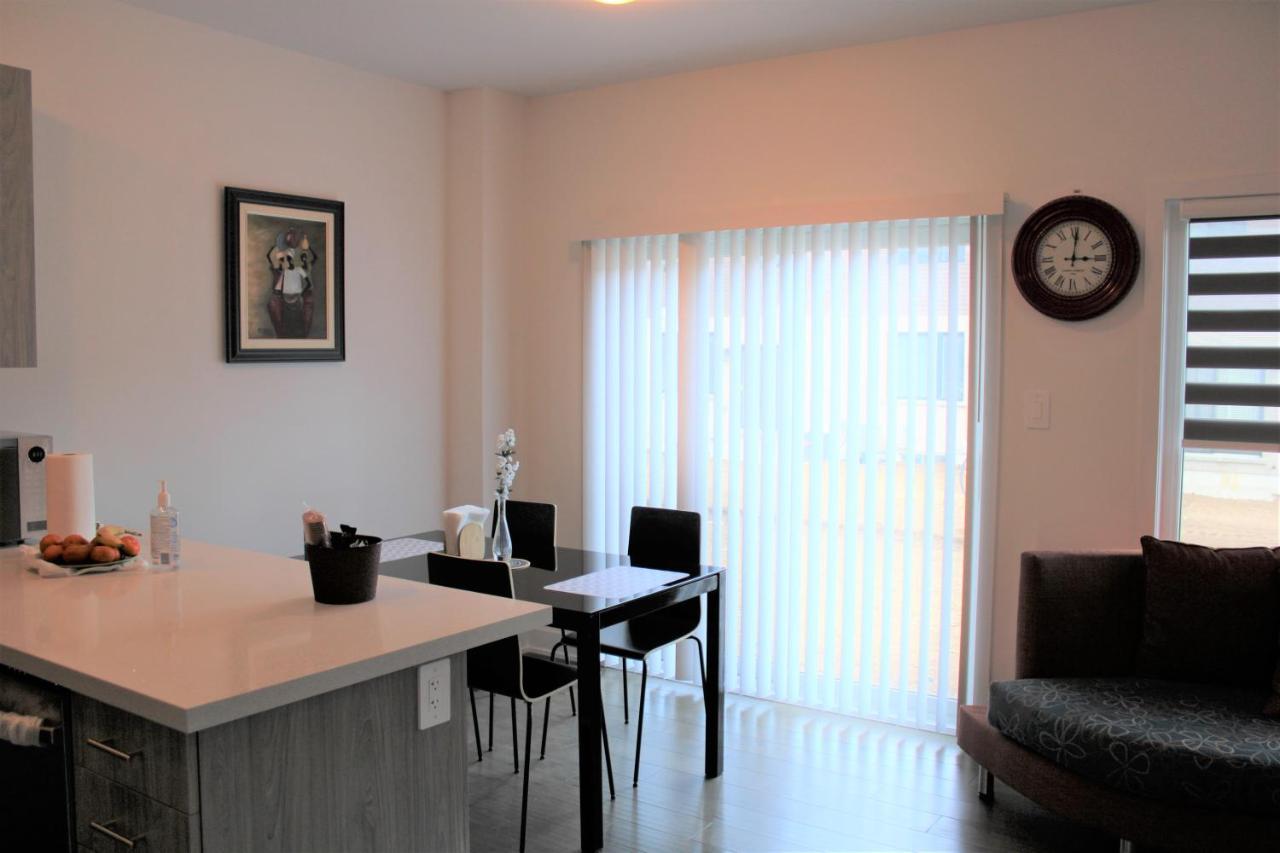 New Town House Barrie South Villa Ngoại thất bức ảnh